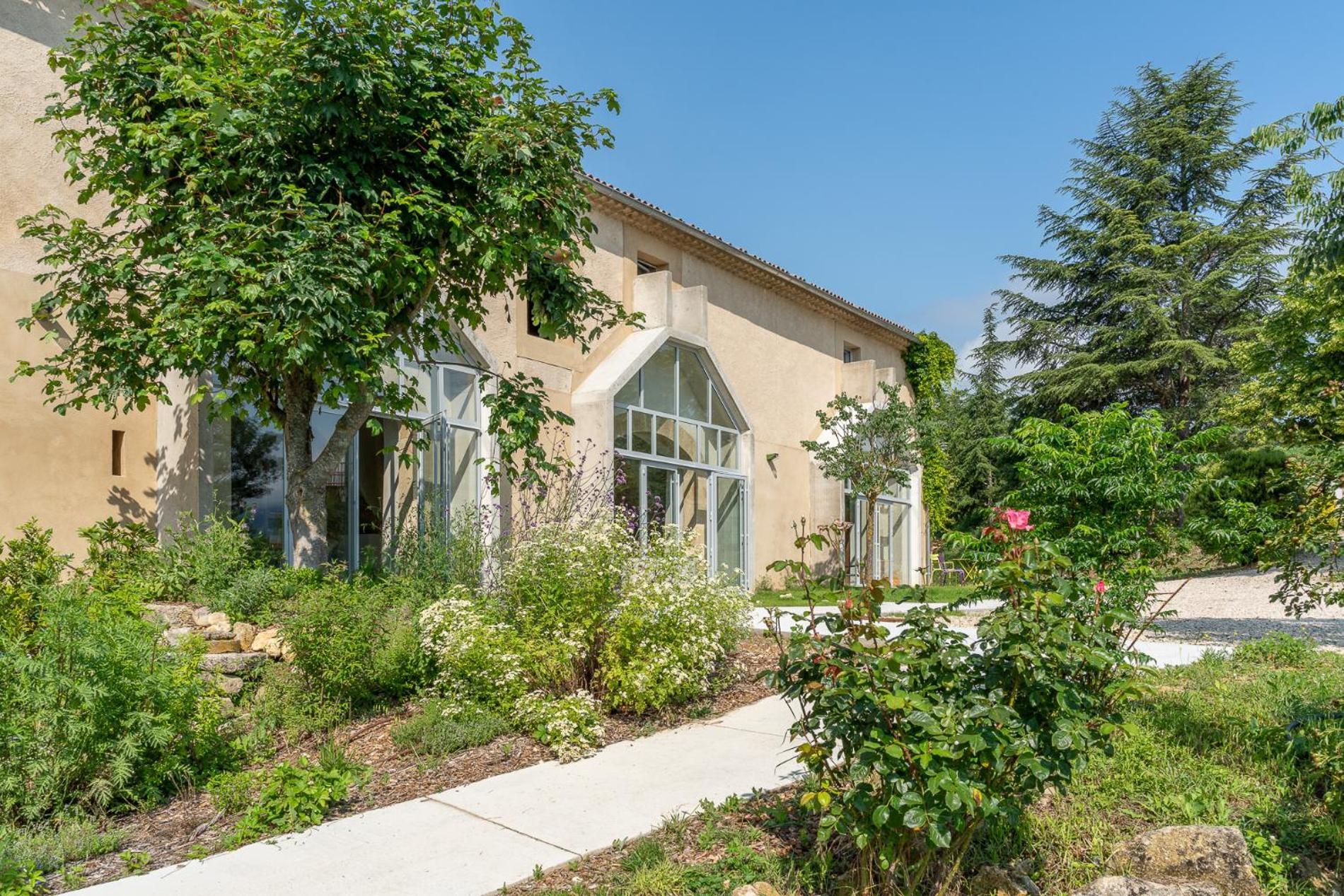 Domaine La Ferme Hi Bride Bed & Breakfast Villelaure Eksteriør bilde