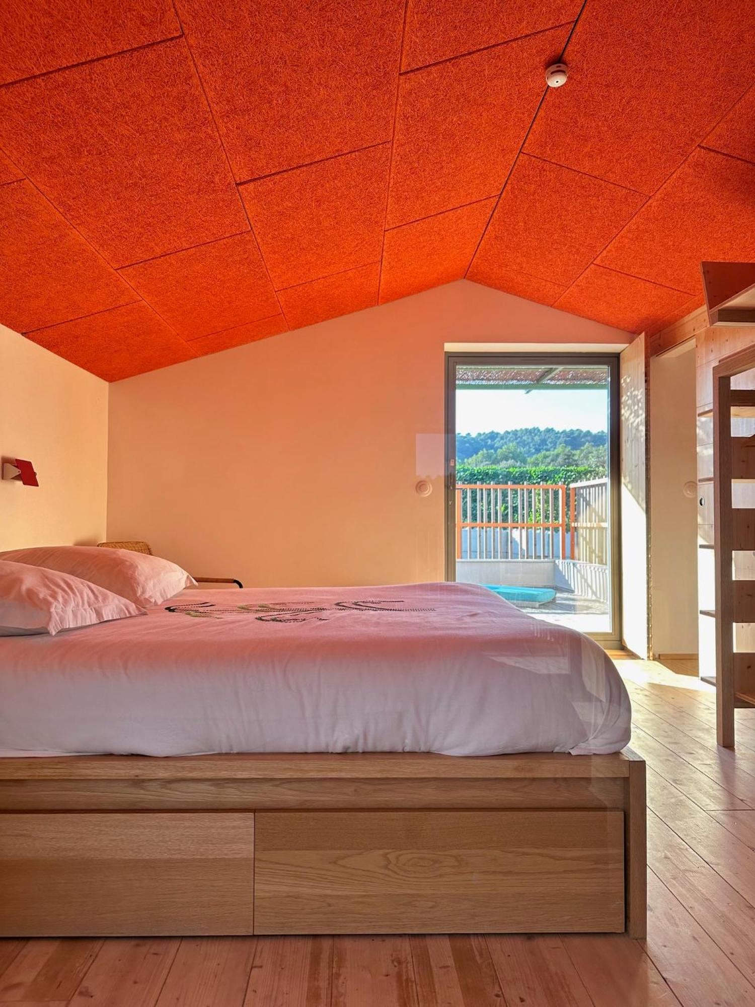 Domaine La Ferme Hi Bride Bed & Breakfast Villelaure Eksteriør bilde